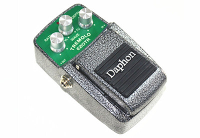 E20TR tremolo effect pedals